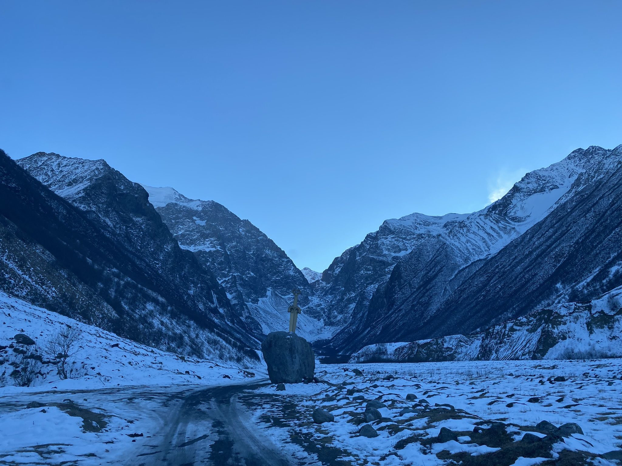 Почти у самой границы с Грузией на реке Мидаграбиндон – фотографии России