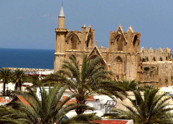 Закрытый туристический центр Фамагуста (Famagusta) на Кипре – фотографии Кипра
