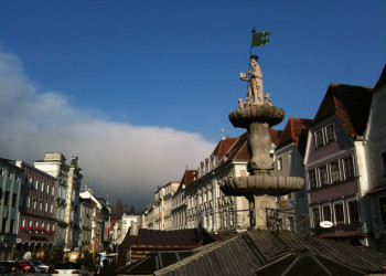 Центральная площадь города Штайр. Австрия – фотографии Австрии