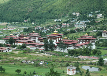 Ташичо-дзонг (Tashichho Dzong). Фотография 1 – фотографии Бутана