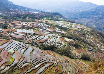 Зрелищные ландшафты террас риса Хунхэ-Хани, Китай – фотографии Китая