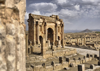 Древняя Арка. Тимгад. Алжир. – фотографии Алжира