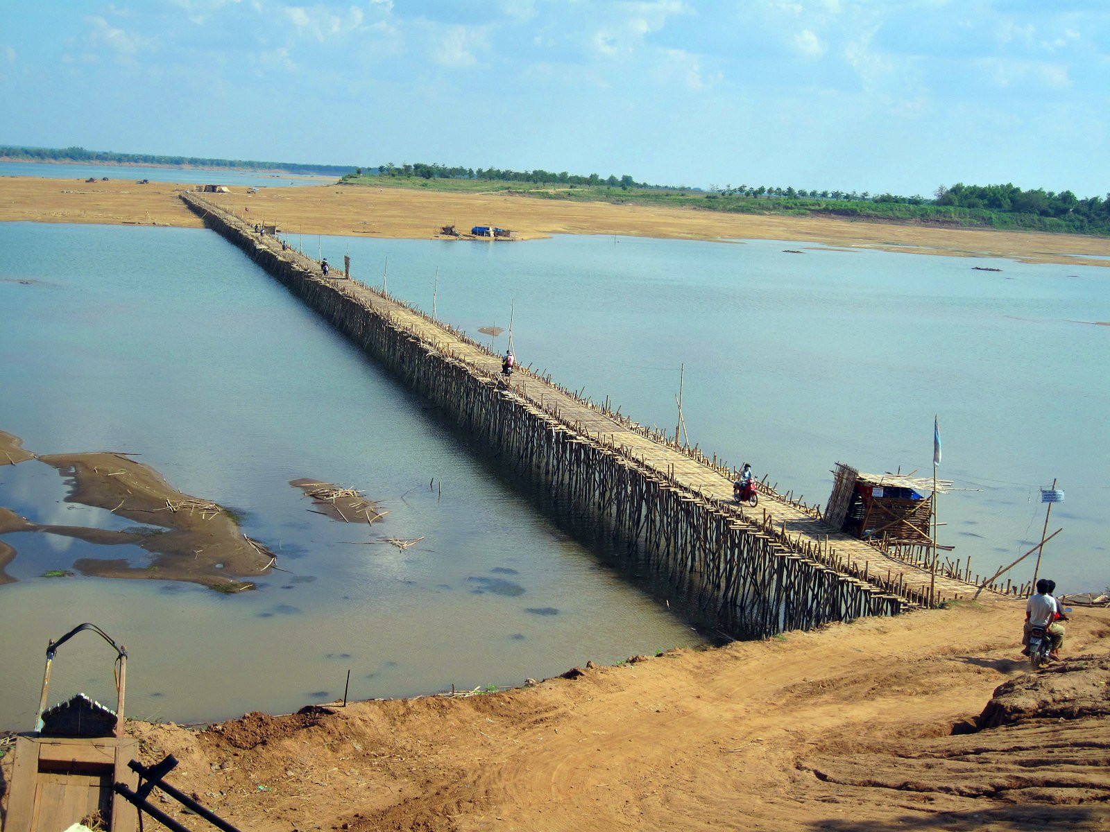 Бамбуковый мост – фотографии Камбоджи