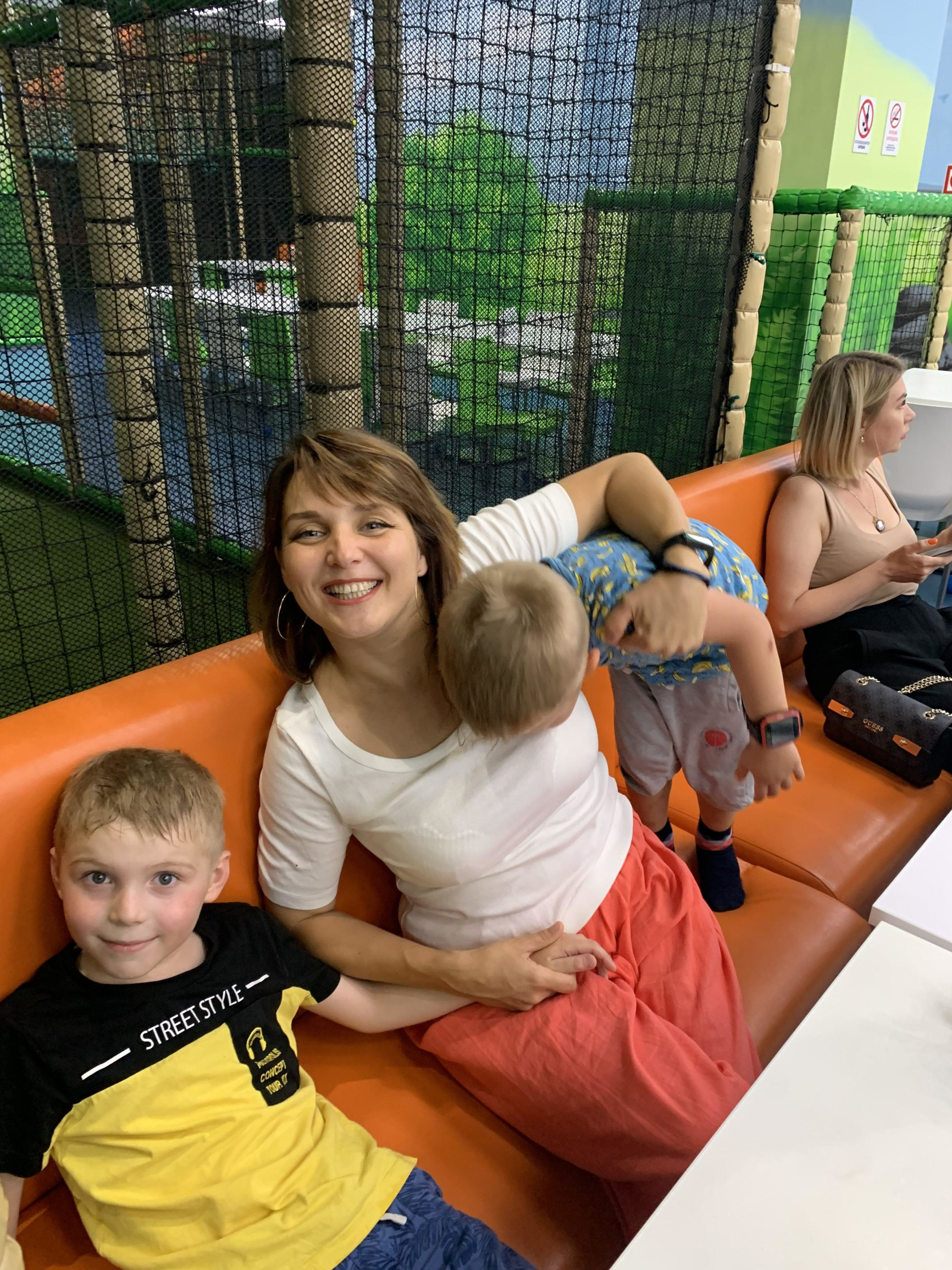 Недавно на дне рождения детворы – фотографии