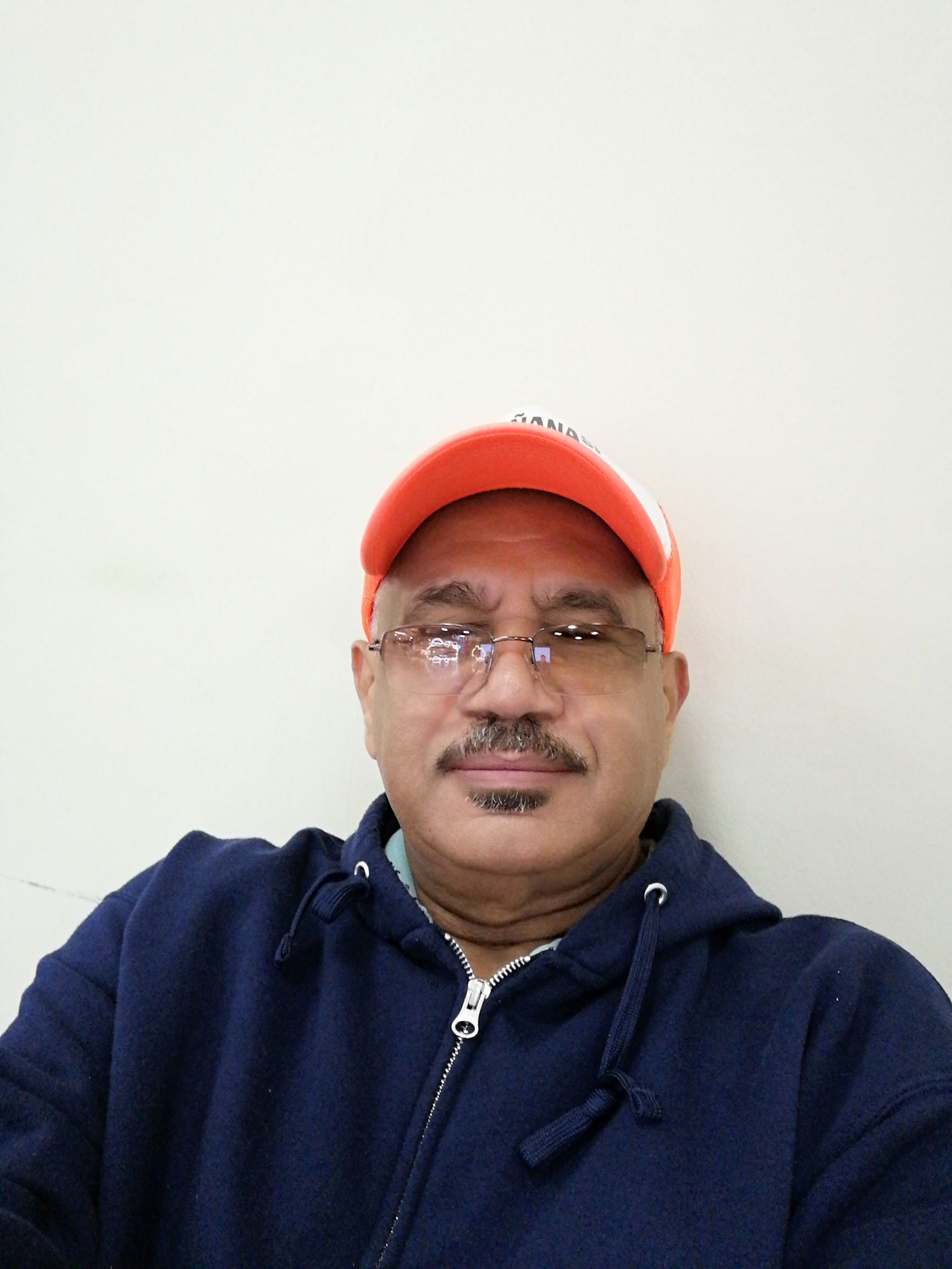 Adel – фотографии