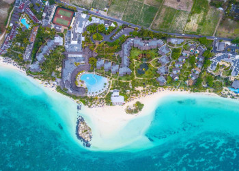 Отели на берегу острова Маврикий с высоты. – фотографии Маврикия