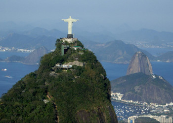 Вид на статую Христа в Рио – фотографии Бразилии