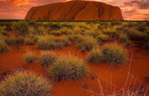 Гора Улуру в Австралии без туристов – фотографии Австралии