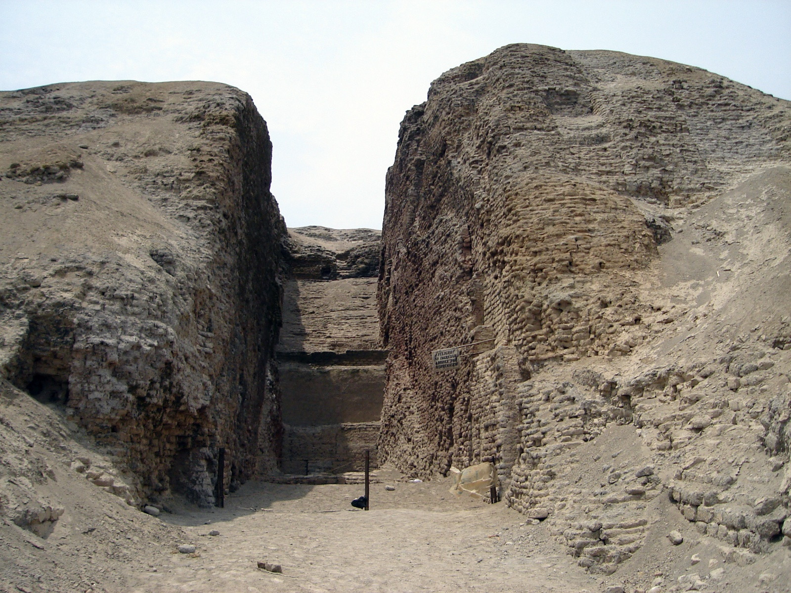 Археологический комплекс Эль-Брухо – фотографии Перу