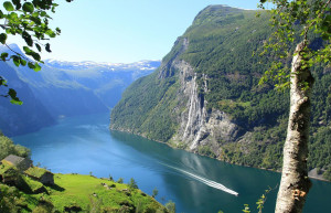 Фьорды Норвегии, знаменитый водопад "Семь сестёр" – фотографии Норвегии