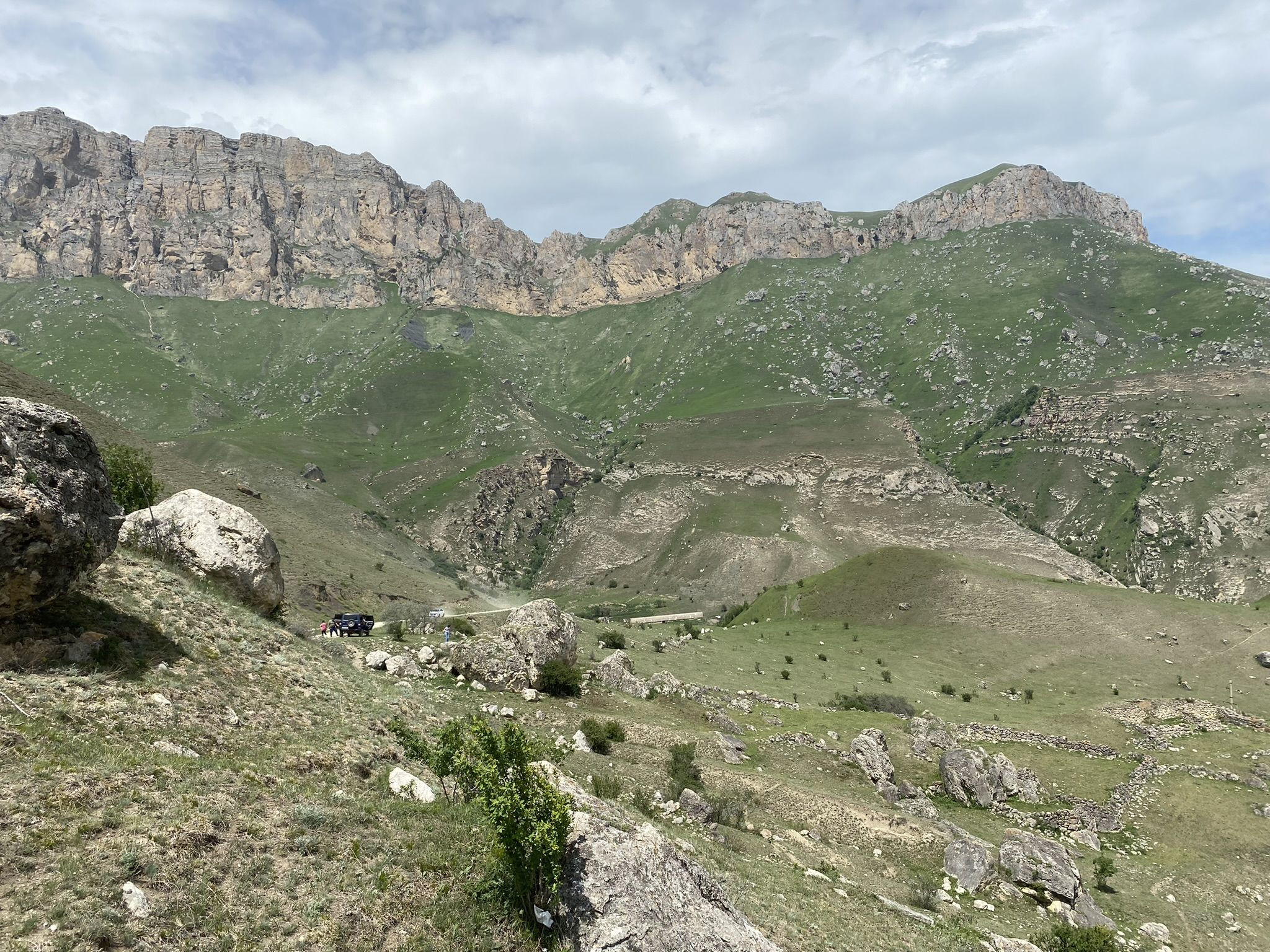 Перевал Актопрак, июнь 2022 – фотографии России