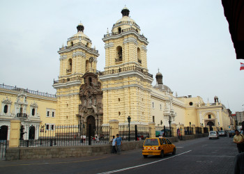 Монастырь и церковь Сан-Франциско – фотографии Перу