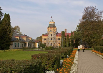 Дворец-замок Кропоткиных – фотографии Латвии