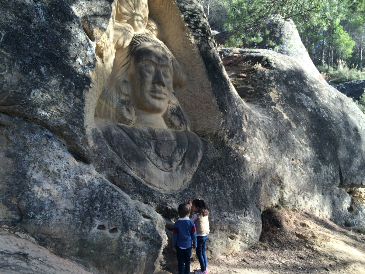 Пару лет художники сотрудничали ради увлекательного пешеходного маршрута Дороги Ликов в Испании – фотографии Испании