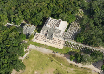 Древний город Чичен-Ица на полуострове Юкатан, Мексика – фотографии Мексики