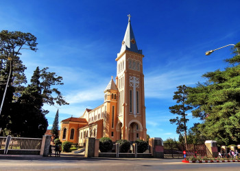 Kinh Dinh - Nhà thờ chánh tòa – фотографии Вьетнама