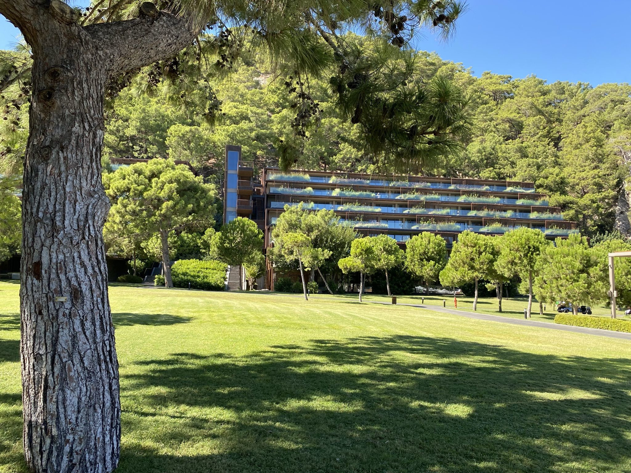 На территории отеля Maxx Roayl Kemer – фотографии Турции