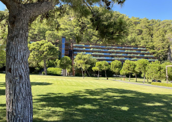 На территории отеля Maxx Roayl Kemer – фотографии Турции