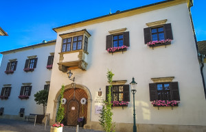 Местные фасады. Руст. Австрия. – фотографии Австрии