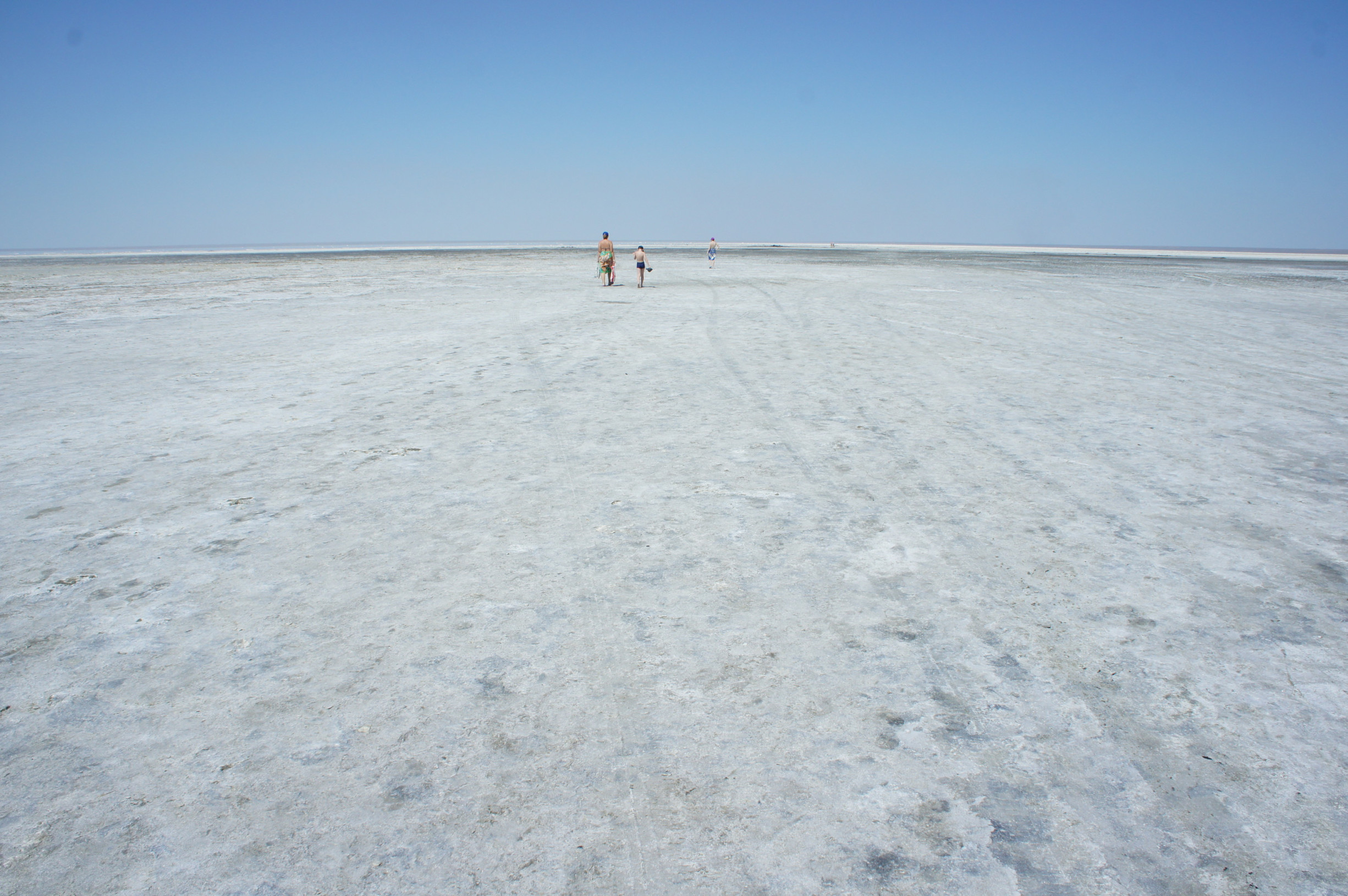Солёное озеро Эльтон, Волгоградская область – фотографии России