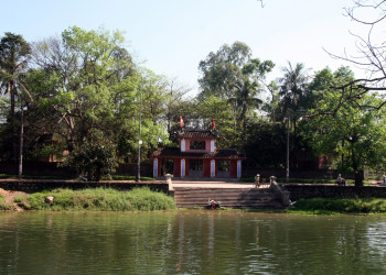 Пагода Зиеуде (Chùa Diệu Đế) – фотографии Вьетнама