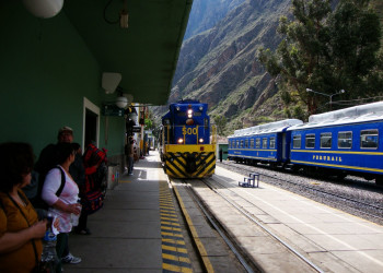 Станция Ольянтайтамбо  – фотографии Перу