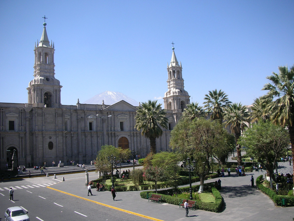 Кафедральный собор Арекипы (Basilica Cathedral of Arequipa) – фотографии Перу