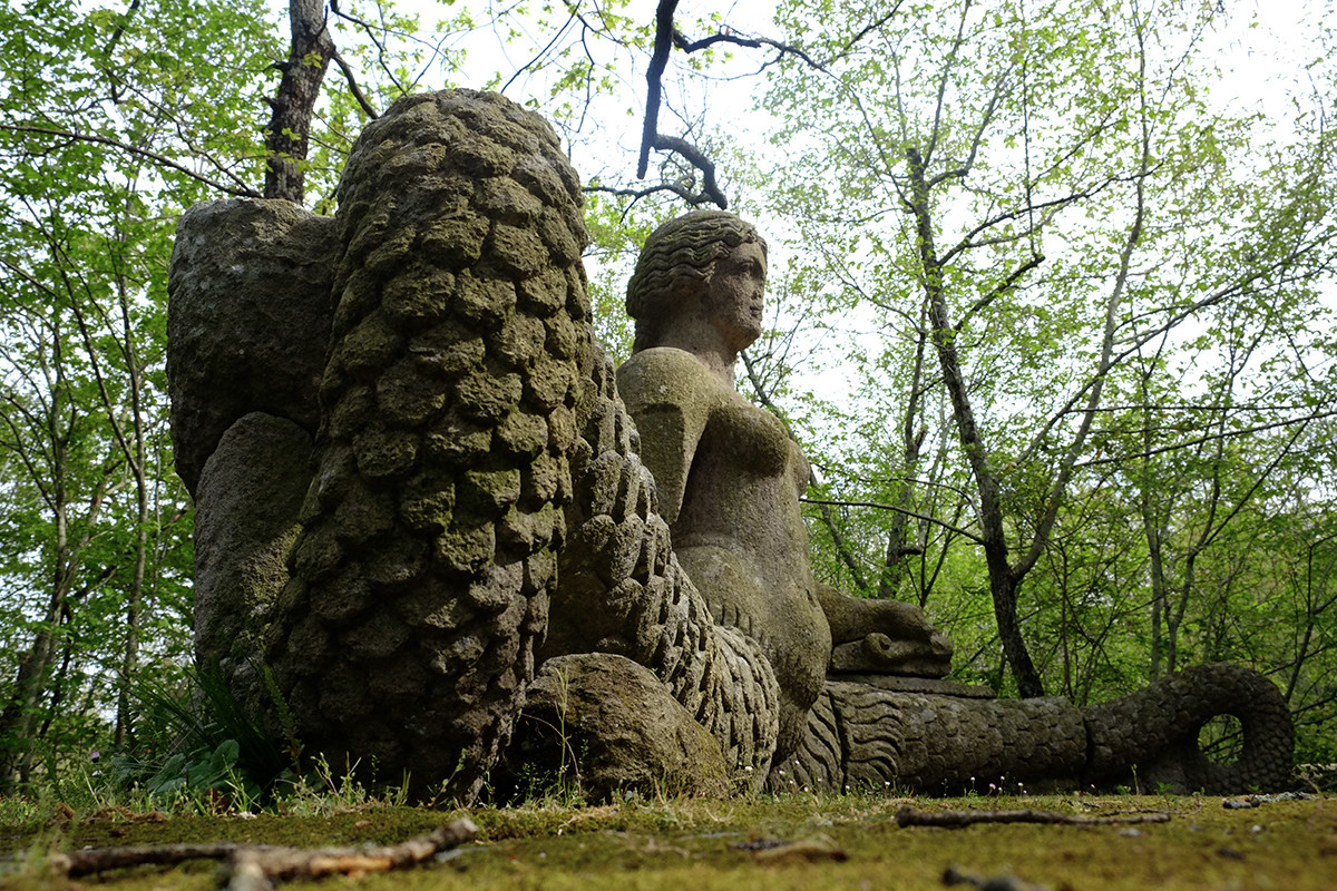 Сад тёмных чудес Бомарцо (Gardens of Bomarzo), Витербо, Италия – фотографии Италии