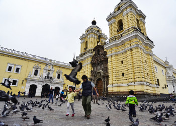 Монастырь и церковь Сан-Франциско – фотографии Перу