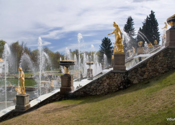 Фонтан в Петергофе, Россия. Фото 3 – фотографии России