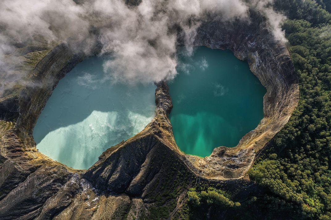Парк горы Келимуту (Kelimutu) в Индонезии – фотографии Индонезии