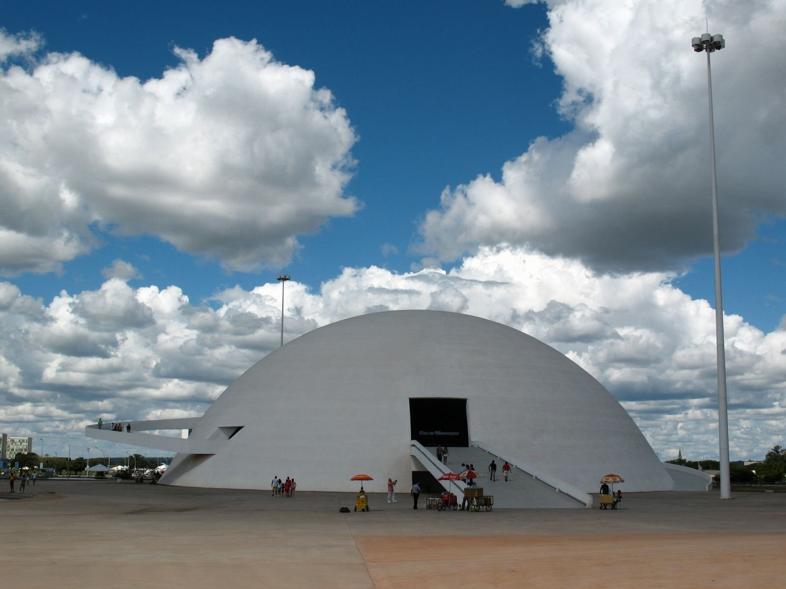 Музей современного искусства в Бразилиа, Бразилия. Фото 1 – фотографии Бразилии