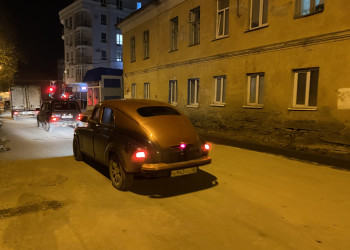 Старая машина, Калуга – фотографии России