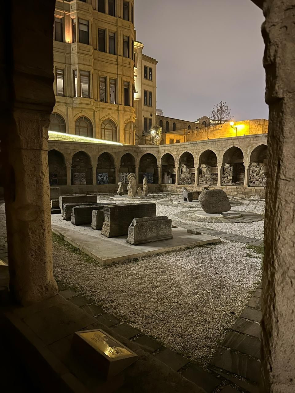 Баку, старый город, руины – фотографии Азербайджана