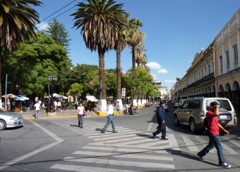 Площадь 14 сентября (Plaza 14 de Septiembre) в Кочабамбе – фотографии Боливии