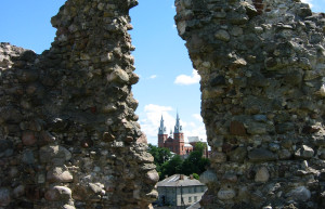 Руины замка – фотографии Латвии