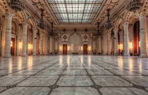 Дворец парламента в Румынии: тысяча комнат, 12 этажей, 8 подземных уровней, тонны хрусталя и мрамора – фотографии Румынии