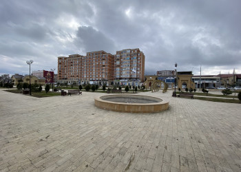 Фонтан в Приморском парке, город Дербент – фотографии России