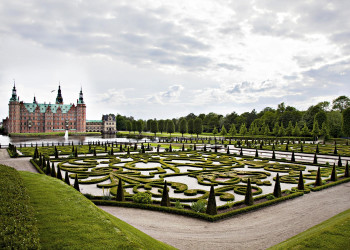 Замок Фредериксборг (Frederiksborg Slot) — резиденция датских королей – фотографии Дании
