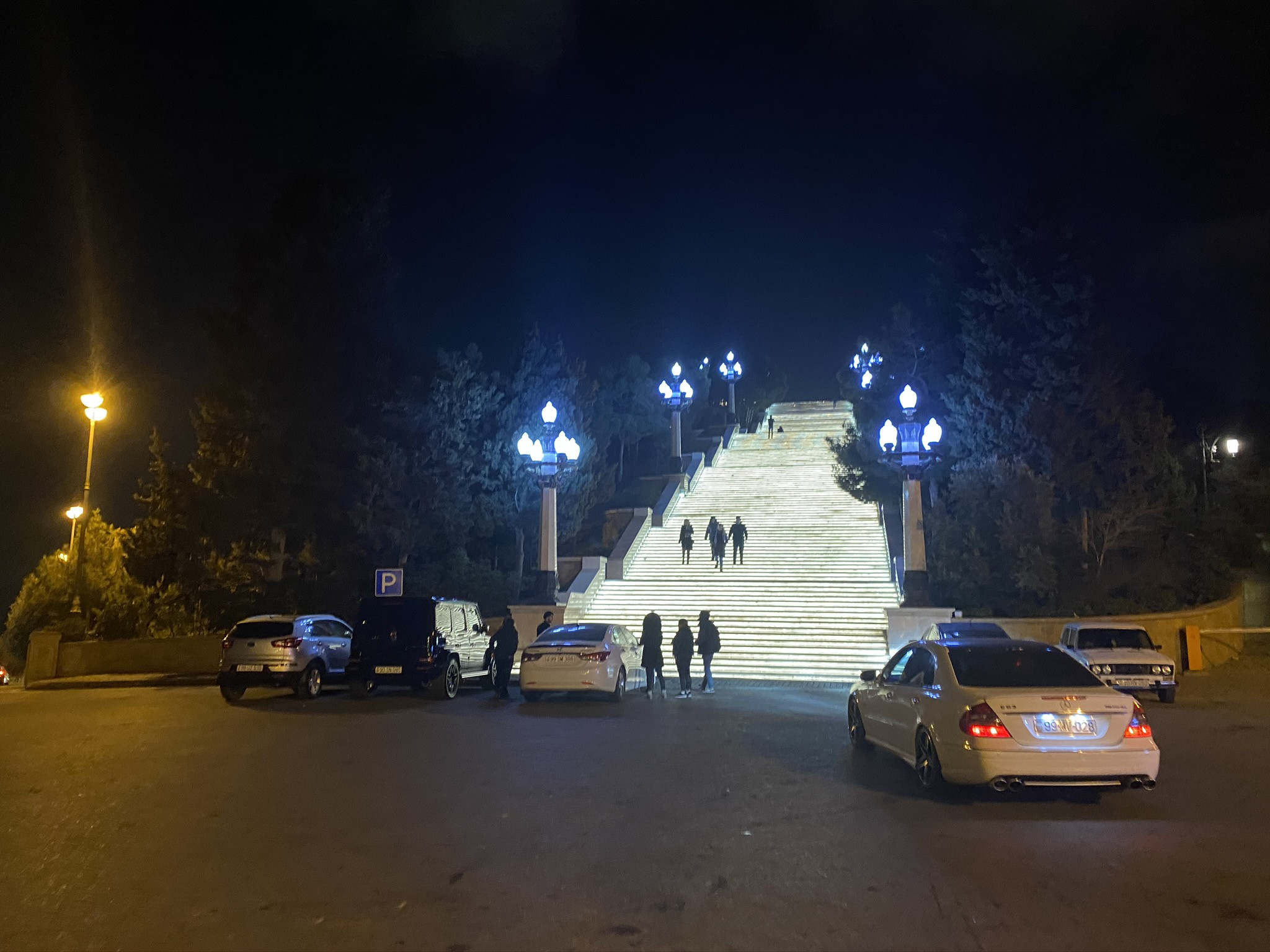 Лестница на смотровую площадку Баку – фотографии Азербайджана