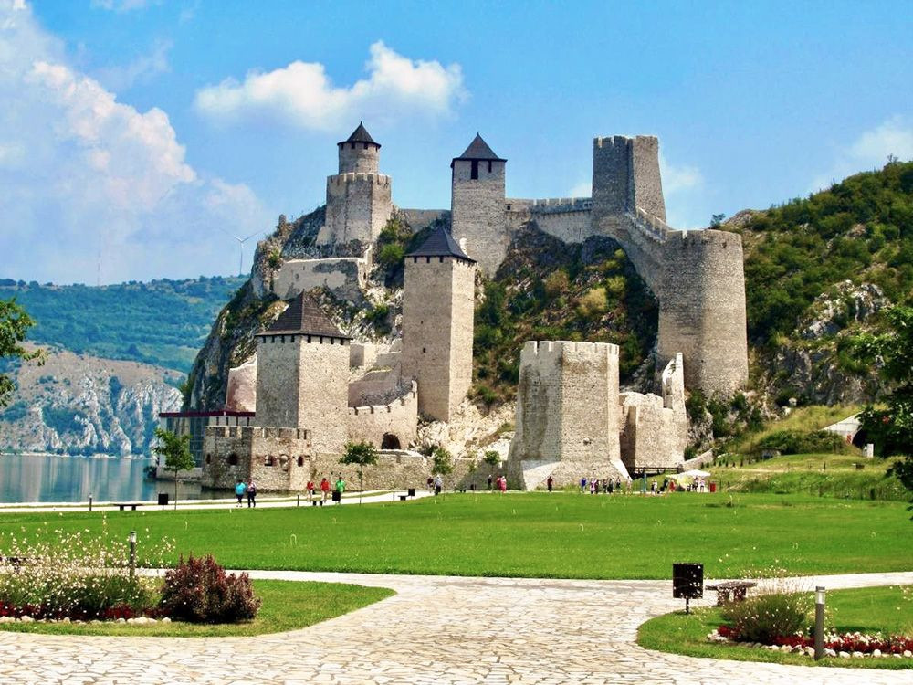 Крепость Голубац 1 – фотографии Сербии