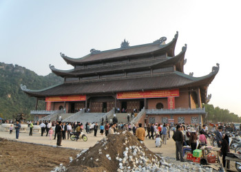 Пагода Бай-Динь – фотографии Вьетнама