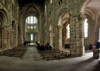 Аббатство Мон-Сен-Мишель (Mont Saint Michel) - самое посещаемое место во Франции – фотографии Франции