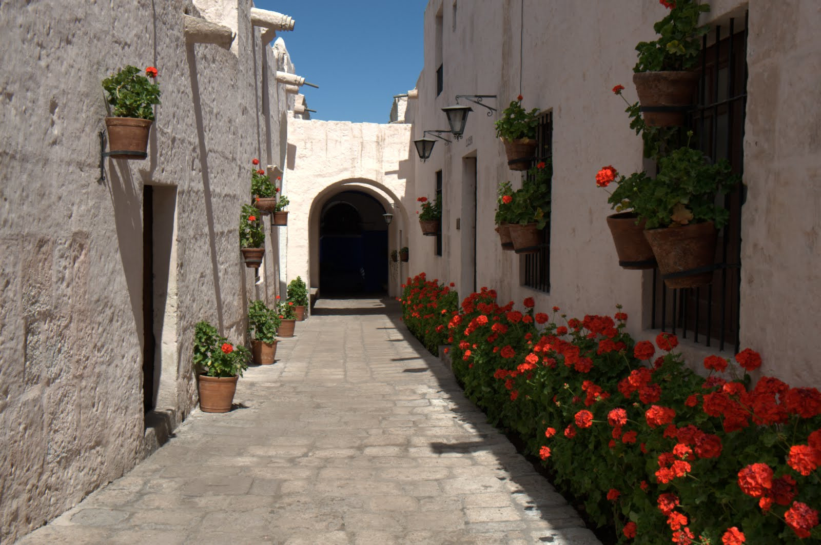 Монастырь Санта-Каталина (Monasterio de Santa Catalina de Siena) – фотографии Перу