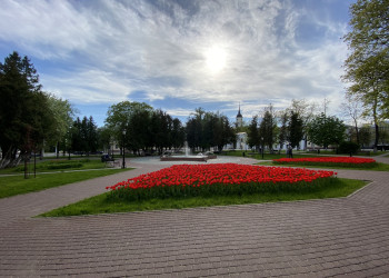 Сквер Ленина на 9 мая в Калуге – фотографии России
