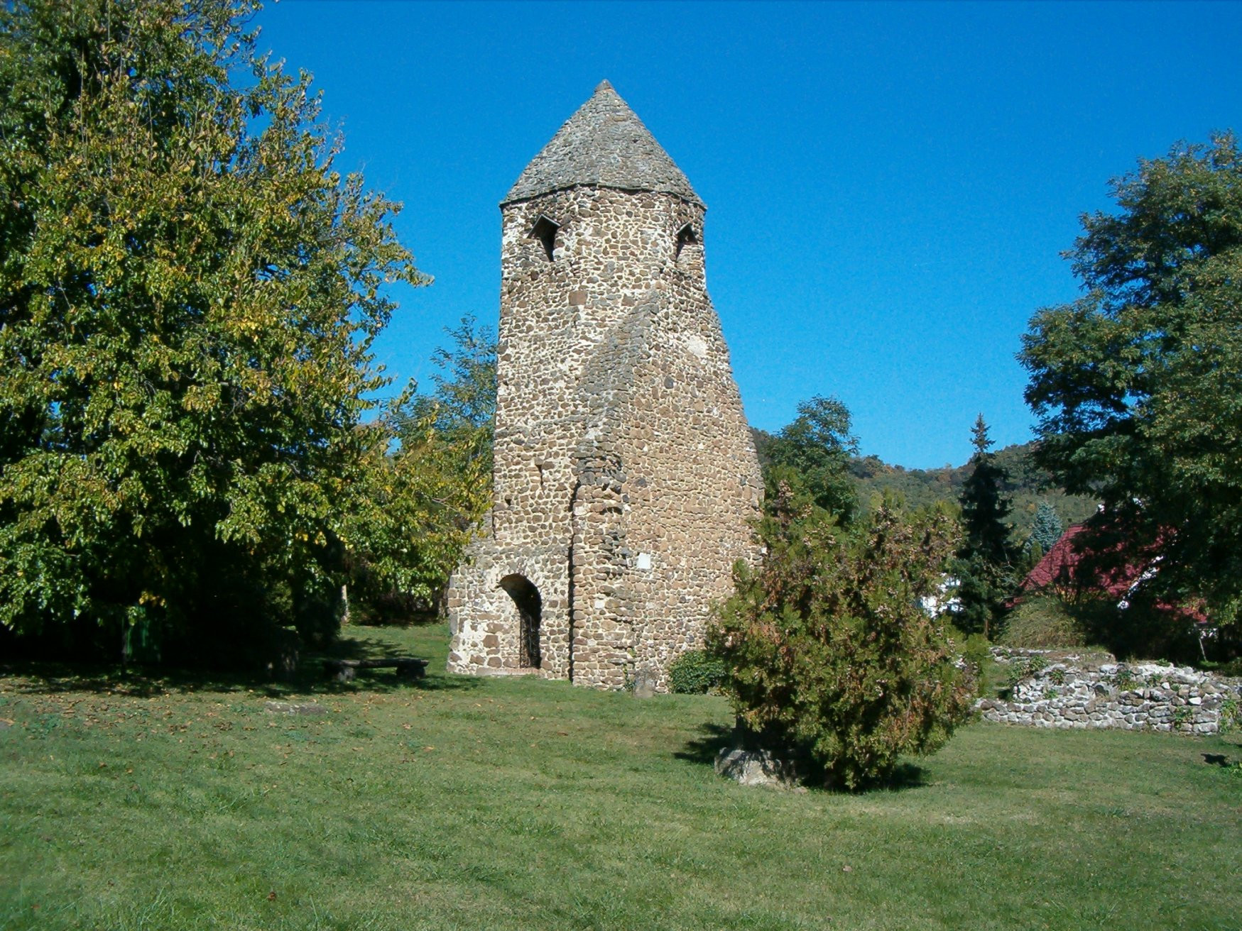 Колокольня церкви Аваш – фотографии Венгрии