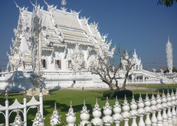 Создатель храмового комплекс принципиально избегал навязывания ему чужого мнения – фотографии Таиланда