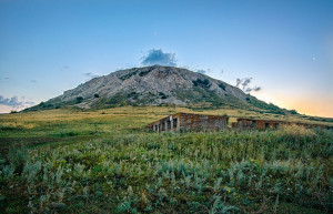 Конусообразные три горы-одиночки, Башкирия, Россия – фотографии России