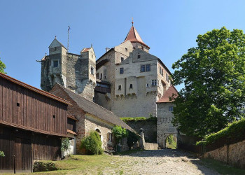 Замок Пернштейн 4 – фотографии Чехии