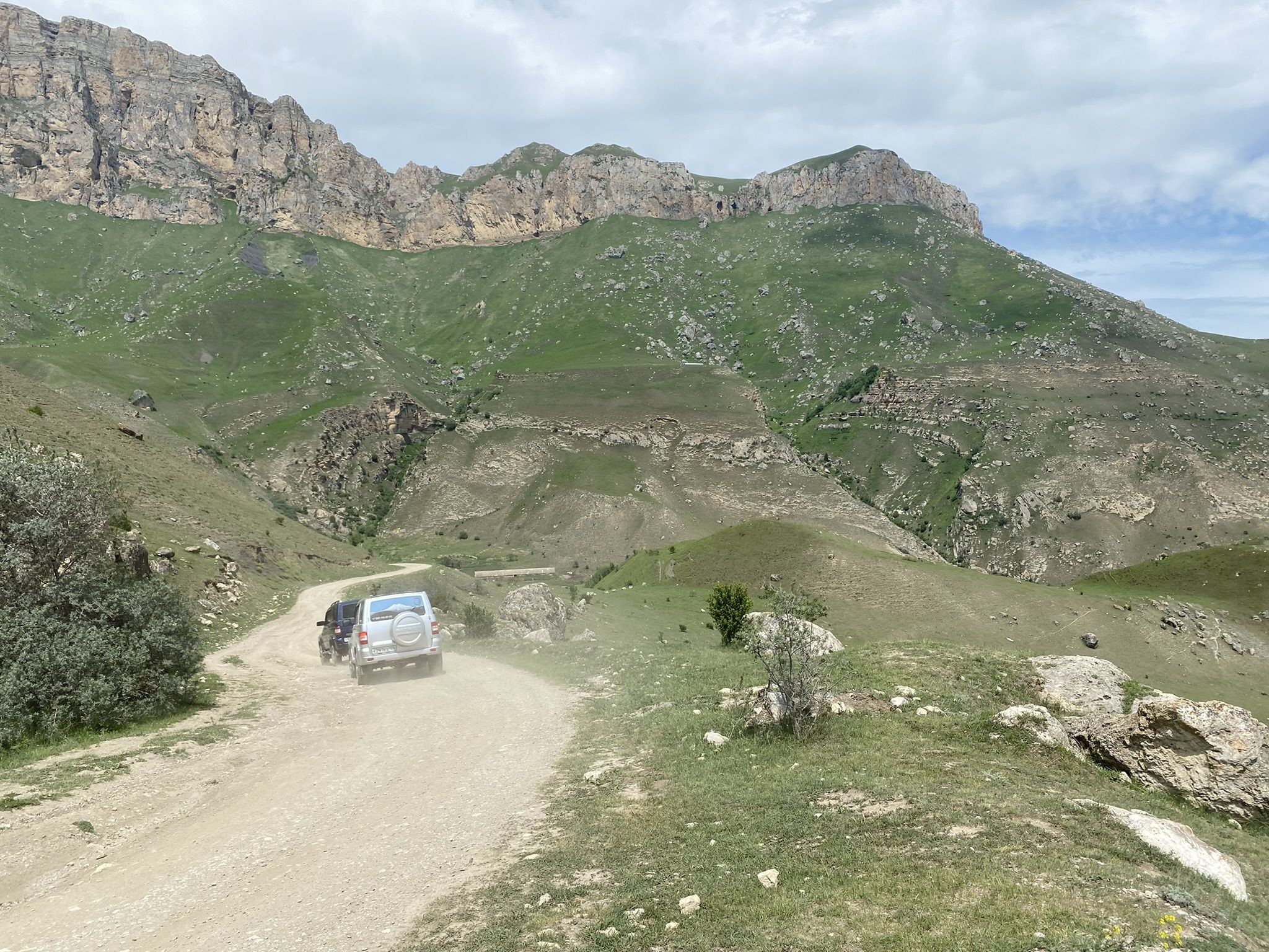 Виды перевала Актопрак, Кабардино-Балкария – фотографии России